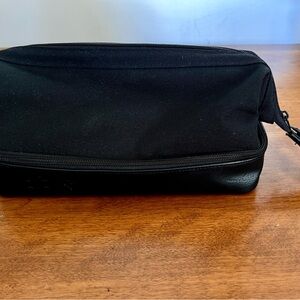 Beis Black Dopp Kit toiletry bag (brand-new, unused)